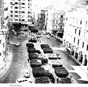 RA g- 021- Place des Victoires